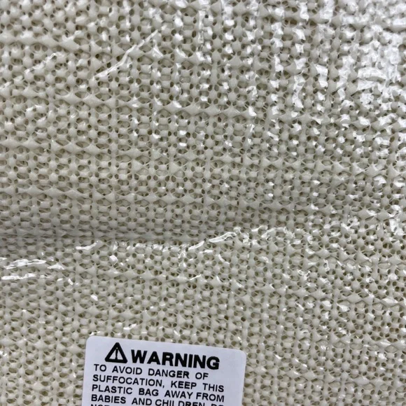 New Cute Modern Barnhaus Grey Buffalo Check Plaid Indoor/Outdoor Rug 3’x4’ - Picture 8 of 8